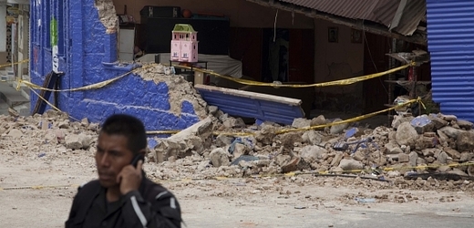 Obraz zkázy v Guatemale: Lidé zahynuli převážně pod troskami zřícených domů. 