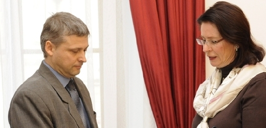 PředsedkMiroslava Němcová jmenovala poslancem Romana Pekárka.