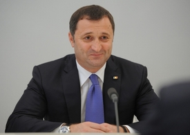 Poslanci se poprali při debatě o výdajích premiéra Vlada Filata.