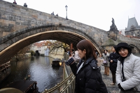 Praha se chce více zaměřit na individuální turisty.