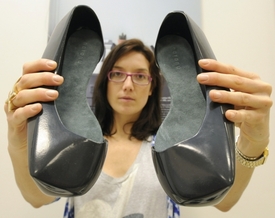 Pavla Podsedníková představila koncept instantních bot, které si navrhne každý individuálně a odlije na míru.
