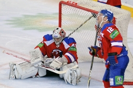 Lev Praha se v KHL trápí.