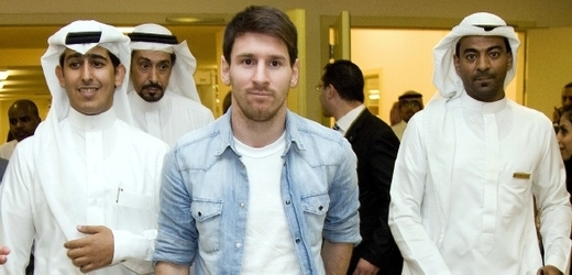 Lionel Messi si po příletu do Rijádu "užil" pořádné davové šílenství.