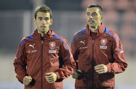 Záložník Tomáš Hořava (vlevo) a útočník Michal Ordoš.