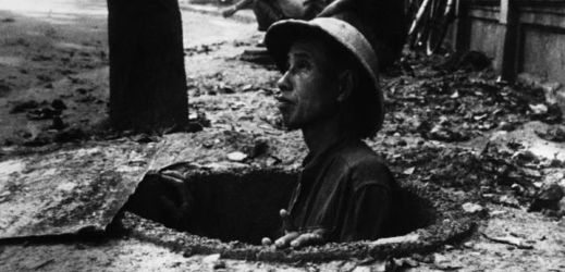 Bunkry v Hanoji z doby vietnamské války. 