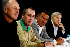 Členové vítězného týmu Davisova poháru z roku 1980 (zleva) Pavel Složil, Ivan Lendl, Tomáš Šmíd a Jan Kodeš.