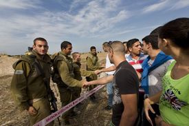 Izraelci děkují vojákům obsluhujícím Iron Dome.