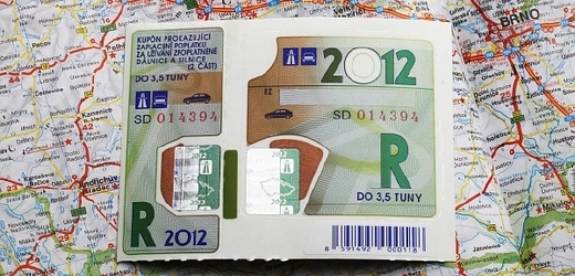 Stávajícím dálničním známkám končí platnost 31. ledna 2013 (ilustrační foto).