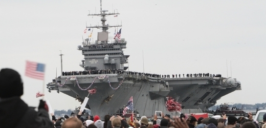 Americká letadlová loď USS Enterprise.