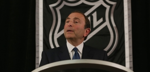 Komisionář NHL Gary Bettman.