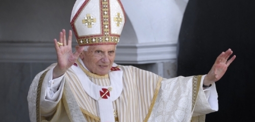 Papež Benedikt XVI. je od pondělí na Twitteru. 