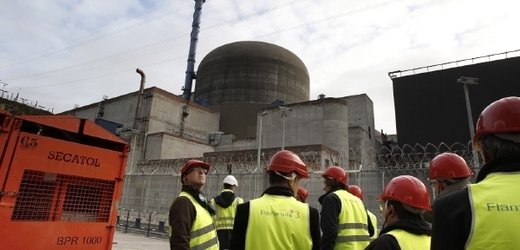 Se stavbou reaktoru třetí generace nejsou zkušenosti. Flamanville v listopadu 2012.
