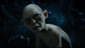 Glum patří mezi nejoblíbenější postavy Tolkienova universa. Ve filmu ho prostřednictvím technologie motion capture ztvárnil Andy Serkis.
