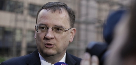 Opoziční poslanec Miroslav Váňa (ČSSD) považuje Nečasovu (na fotografii) neúčast na interpelacích za arogantní chování.