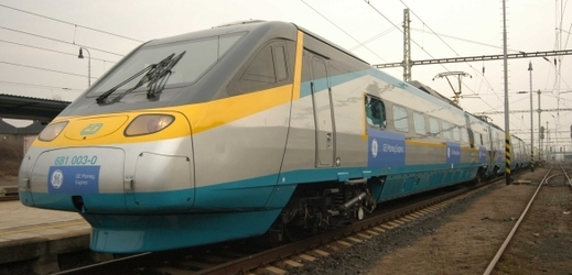 Na železnici, především na trati mezi Prahou a Ostravou, se s nedělní změnou jízdního řádu zvýšila konkurence (ilustrační foto). 