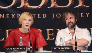 Herečka Kate Blancherová (vlevo) a režisér Peter Jackson.
