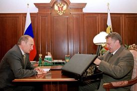 Žirinovskij s ruským premiérem Putinem.