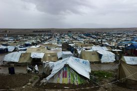 Tábor Kurdů uprchlých ze Sýrie na severu Iráku.
