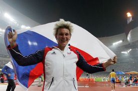 Barbora Špotáková po zlatém olympijském závodě v Londýně.
