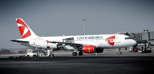 České aerolinie (ČSA) ve čtvrtek podepsaly se zástupci všech šesti odborových organizací společnosti kolektivní smlouvy na další dva roky (ilustrační foto).