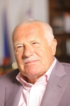 Unikátní situace nastane, pokud prezident Václav Klaus zákon nepodepíše nebo využije celé 15denní lhůty.