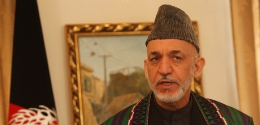Afghánský prezident Hamíd Karzáí odsoudil počínání vojáků jako "nelidské".