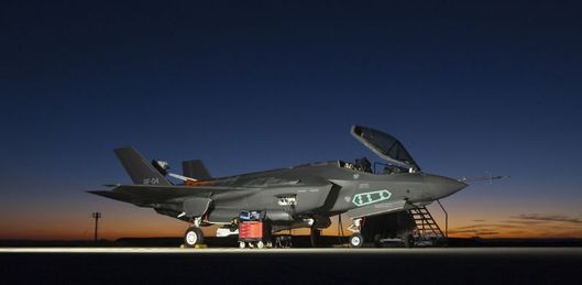 Americký letoun F-35.