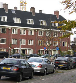 Bos en Lommer patří mezi méně reprezentativní čtvrti Amsterdamu.
