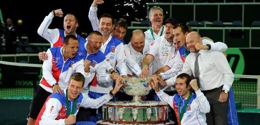 Češi po 32 letech získali Davis Cup.