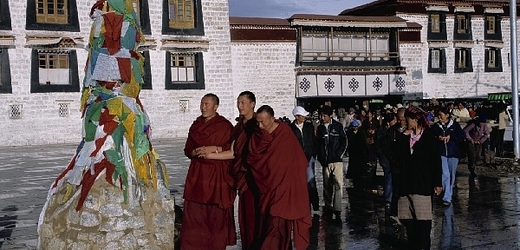 V Tibetu je silným hybatelem náboženství, právě to je trnem v oku komunistické Číně (ilustrační foto).