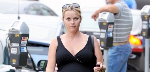 Reese porodila své třetí dítě.