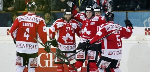 Radost hokejistů vítězné Kanady.