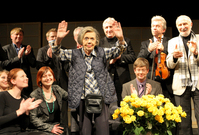 Osmdesáté narozeniny oslavila Jiráskoví 17. února 2011 se svými přáteli a hereckými kolegy. (Foto: archiv)