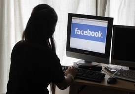 Novou službu Facebook nazval grafové vyhledávání. Novou službu Facebook nazval grafové vyhledávání.