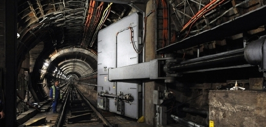 Tunely metra se otevřou veřejnosti.