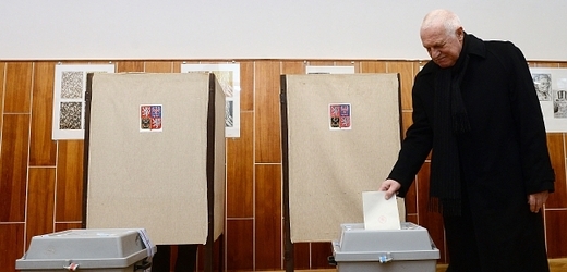 Prezident Václav Klaus už podpořil svého kandidáta.
