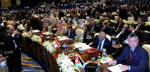 Účastníci dárcovské konference v Kuvajtu přislíbili syrským civilistům 1,5 miliardy dolarů.