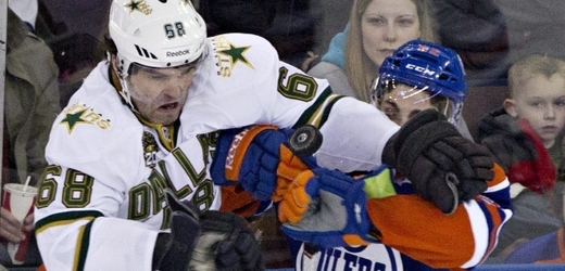 Jaromír Jágr znovu zazářil, v NHL rozhodl o výhře Dallasu proti Edmontonu.