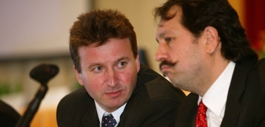 Zleva prezident ČLK Milan Kubek a Miloslav Janulík.