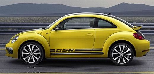 Žlutočerný VW Beetle v limitované edici. 