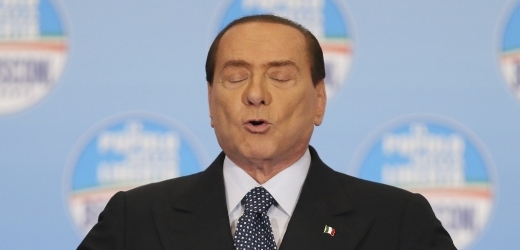 Silvio Berlusconi v předvolební kampani vsadil na novou kartu.
