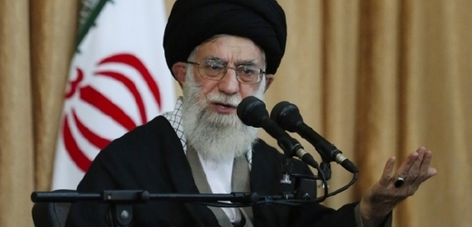 Nejvyšší duchovní a politický vůdce země ajatolláh Alí Chameneí.