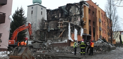 Výbuch plynu zabil nejméně pět lidí, o šesté oběti se s jistotou ještě neví.
