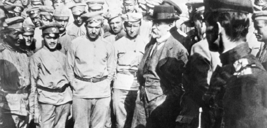 Legionáři s T. G. Masarykem roku 1917 v Bobrujsku.
