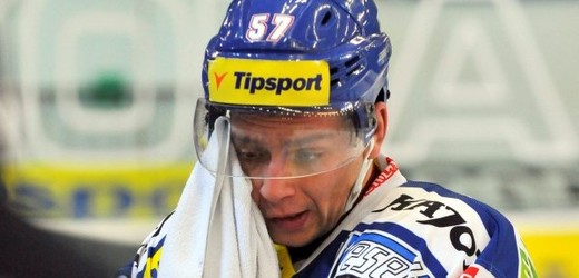 Brněnští hokejisté nemají postup do play-off ve svých rukou.