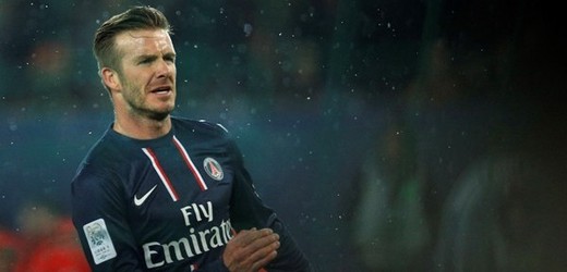 Hvězdný anglický fotbalista David Beckham přiznal, že před soutěžní premiérou za Paris St. Germain cítil lehkou nervozitu.