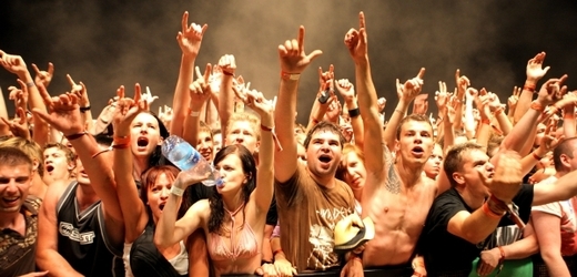 Mezi největší české hudební festivaly patří Rock for People.