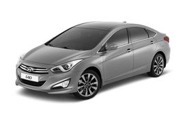 Hyundai i40 se propracoval mezi finalisty ankety.