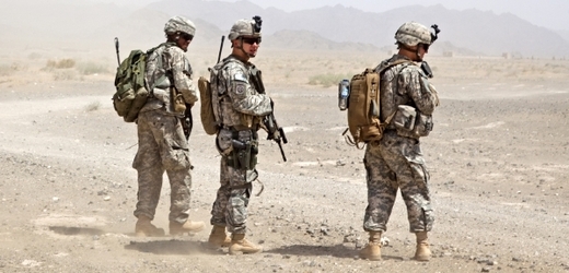 Členové 525. bojové průzkumné brigády v afghánském Kandaháru.