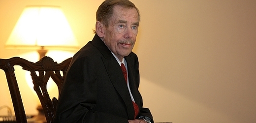 Bývalý prezident Václav Havel se při komunikaci s občany nejlépe cítil v rozhlase.